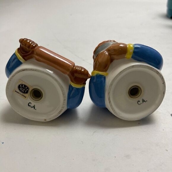 Vintage Clay Art African American Salt and Pepper Shakers Set Rolling Pin Pie - Picture 4 of 5